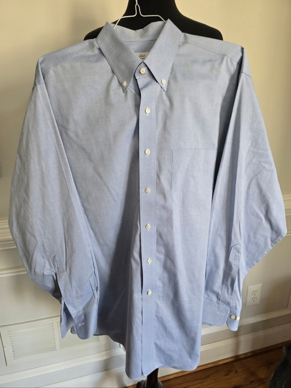 Brooks Brothers Men's Light Blue Button-Down Non-Iron Dress Shirt 17/35
